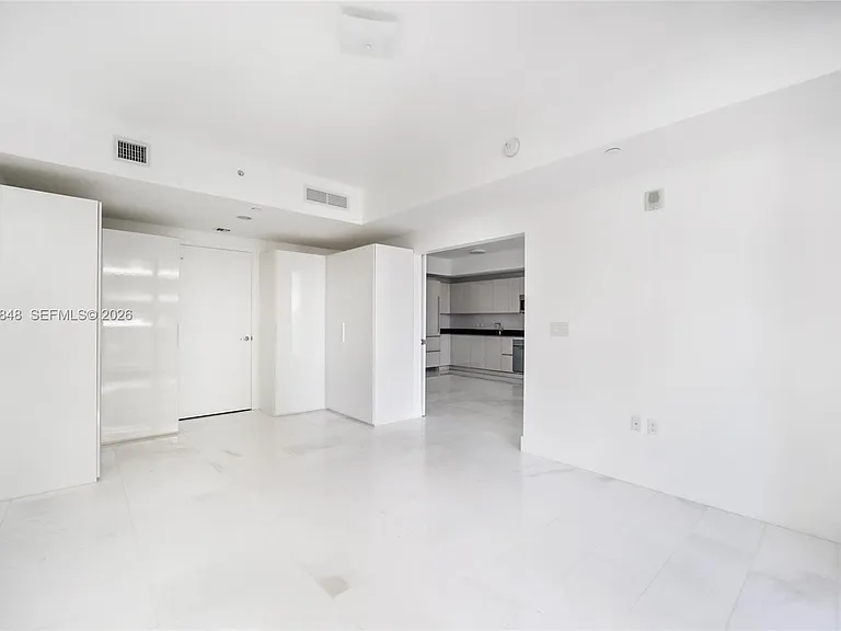 1010 Brickell Ave #2708 — Photo 6