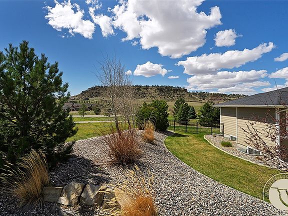 3rd image of 4118 Woodcreek Dr