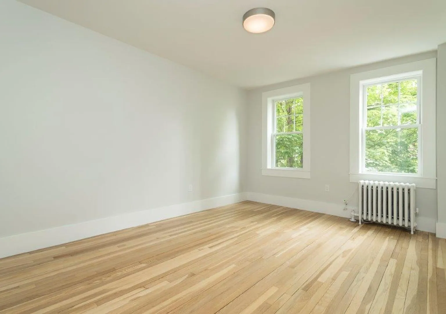 $2,650/month Brighton | 1 Bedroom | 1 Bathroom | 585 SF | Available 09/01/2026 — Photo 2