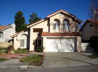 28770 Shadow Valley Ln, Saugus, CA 91390