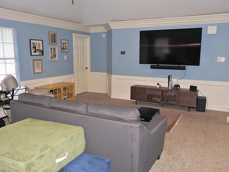 2319 Amber Springs Dr — Photo 32