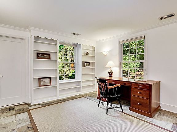Main Level Bedroom/Den