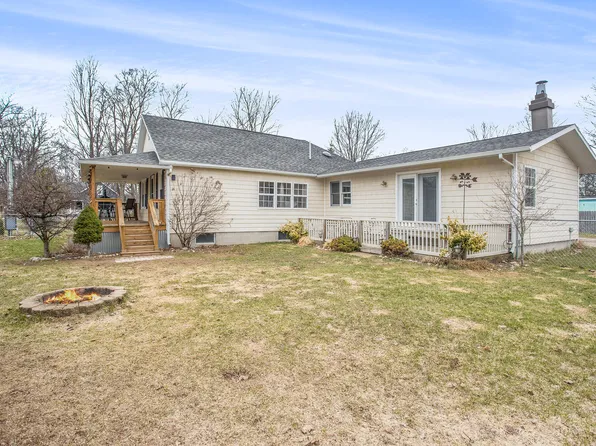 1790 N 56th Ave, Mears, MI 49436