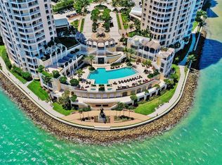 808 Brickell Key Dr #L03, Miami, FL 33131