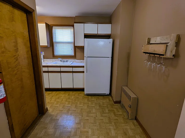 Pierre Ave — Photo 11