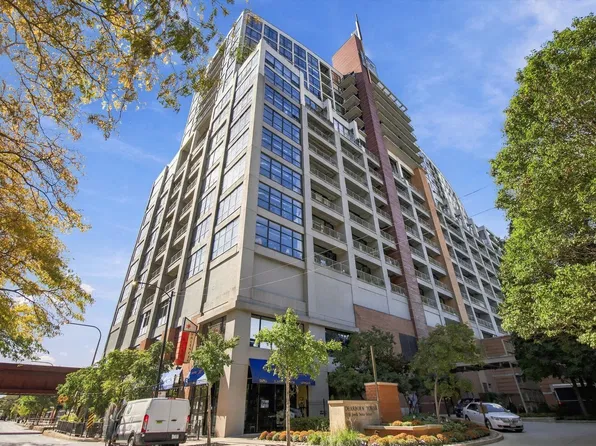 1530 S State St APT 15K, Chicago, IL 60605