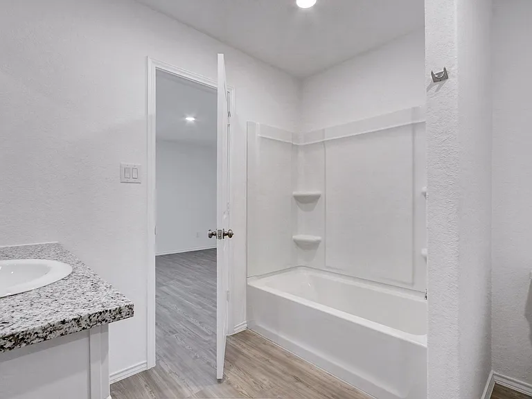 15003 Greenfield Ml — Photo 17