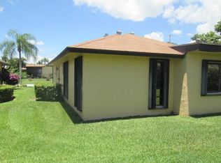 6440 Lakemont Cir, Greenacres, FL 33463