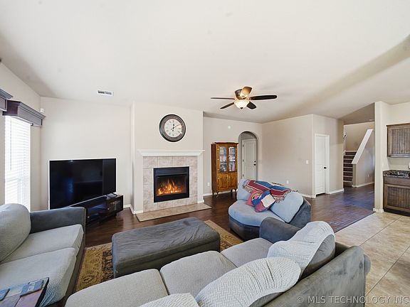 5th image of 13654 S 87th East Ave