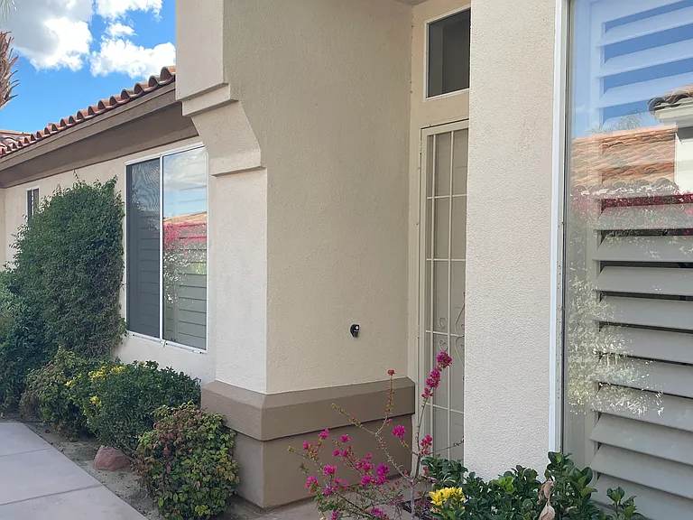 392 Desert Holly Dr — Photo 7