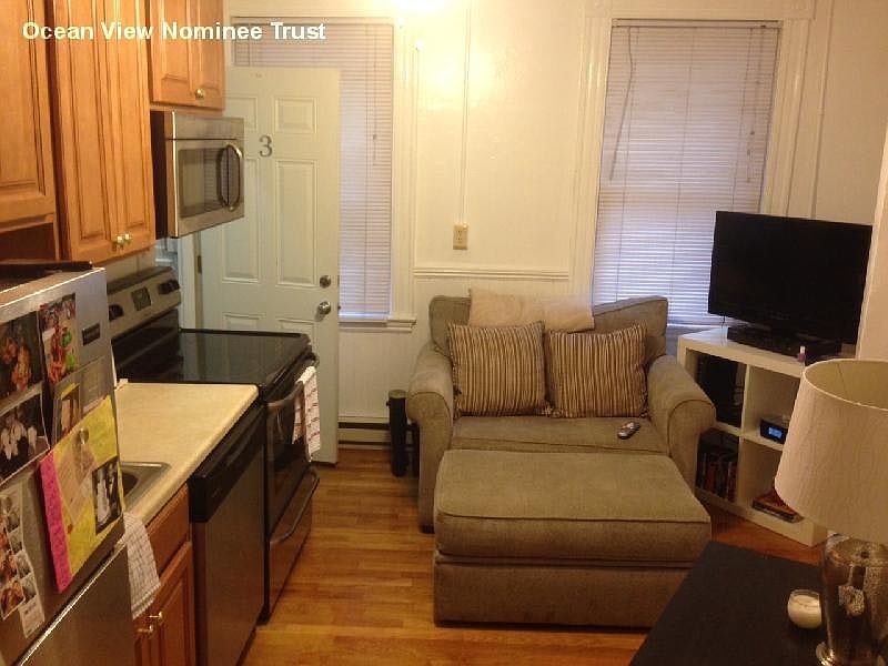2nd image of 9 Charter St #U3r