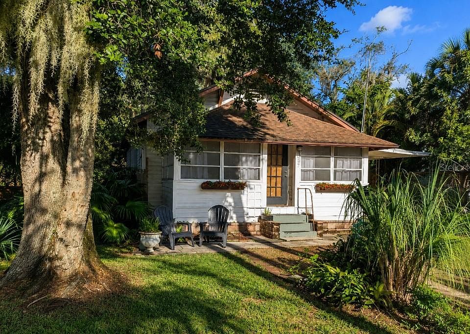 1st image of 7427 CHAPEL AVENUE