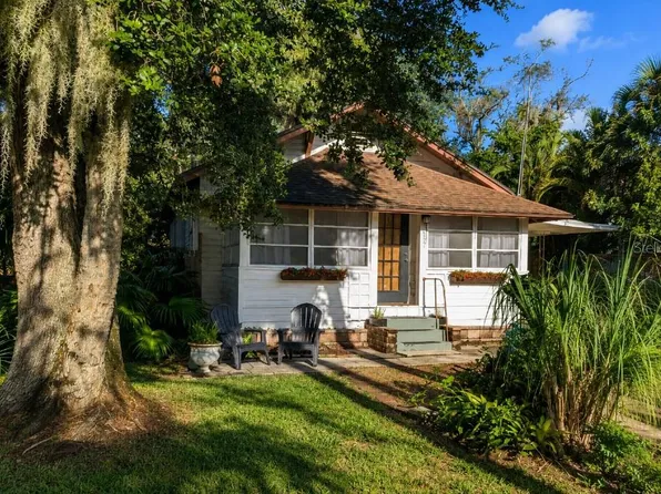 7427 CHAPEL AVENUE, NEW PORT RICHEY, FL 34652