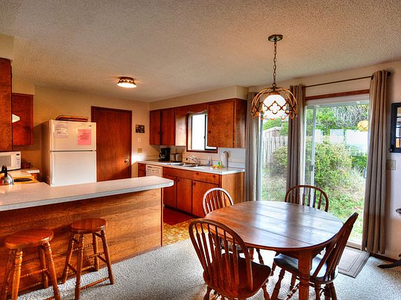5th image of 2609 NW Oceania Dr
