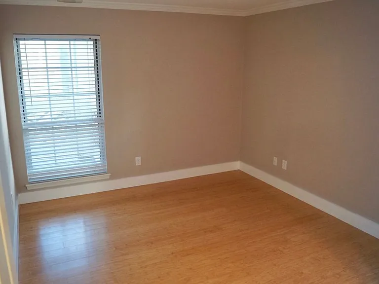 1005 Kingswood Dr #C — Photo 11