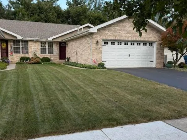 3133 Union Cir, Crown Point, IN 46307