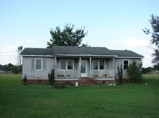 1535 Auctioneer Rd, Clinton, NC 28328