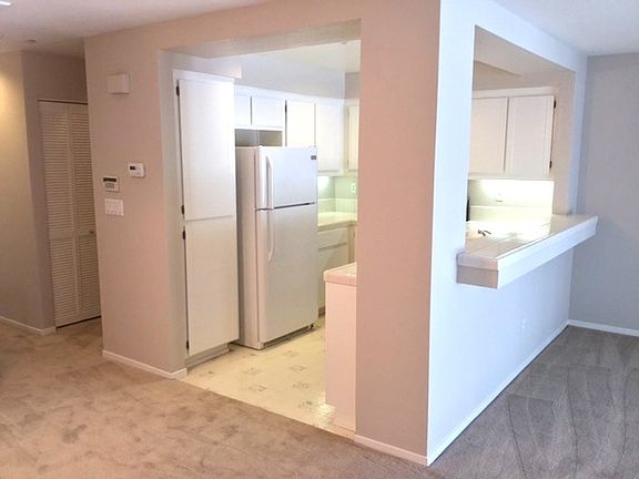 2nd image of 6901 Rodling Dr Unit B