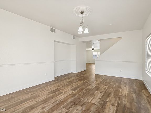 5th image of 5501 Leadville Ave
