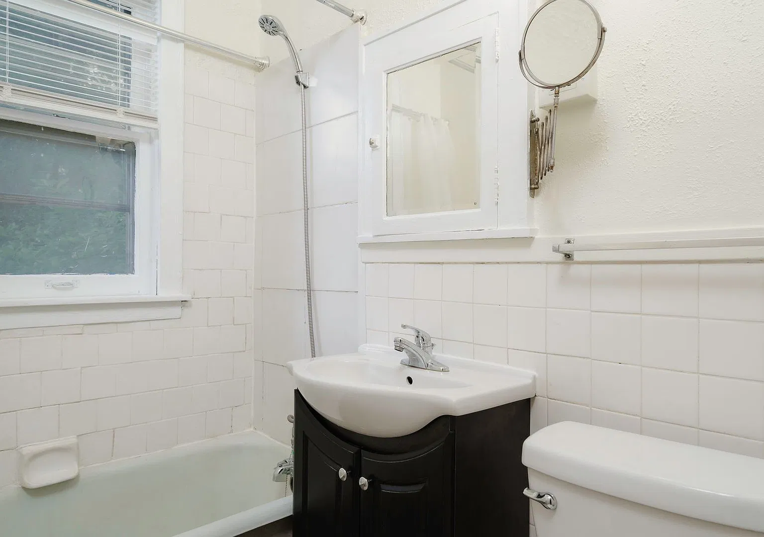 3527 Pillsbury Ave S — Photo 4