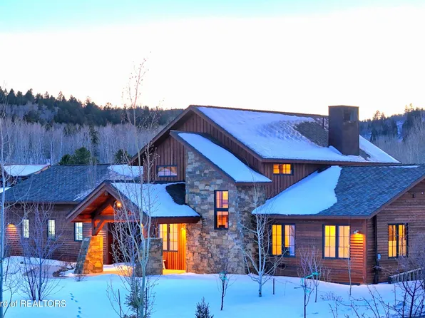 9802 Hiddenwaters Ln, Victor, ID 83455