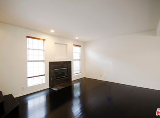 713 N Sycamore Ave APT 5, Los Angeles, CA 90038