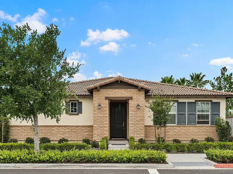 4536 S Afton Privado — Photo 6