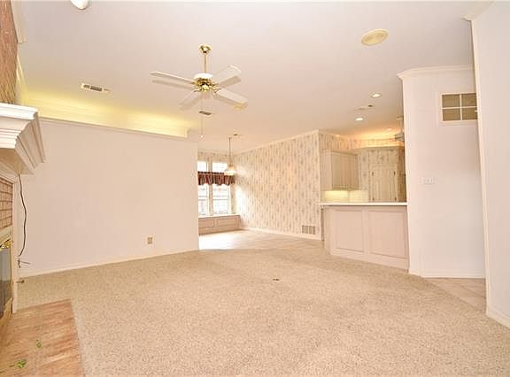 5th image of 1213 Heritage Hill Dr