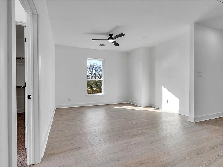 4421 Reed Rd #A AND B — Photo 12