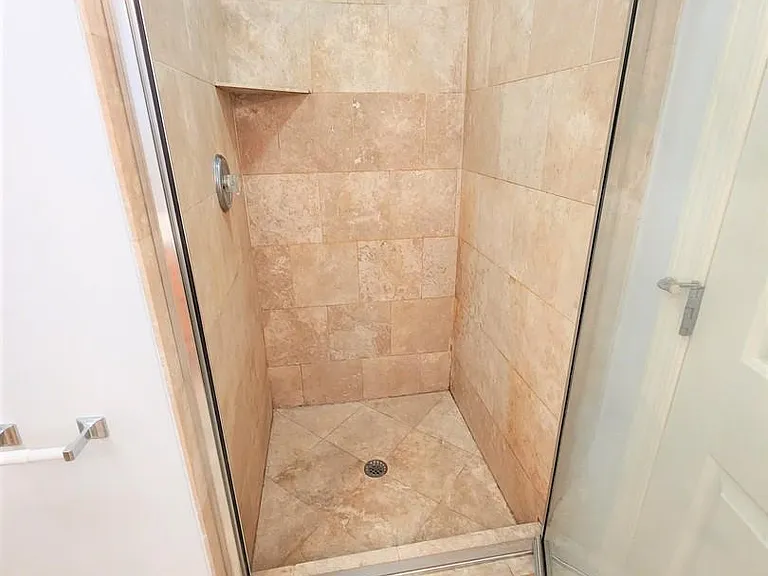 2329 W Harrison St #3 — Photo 7