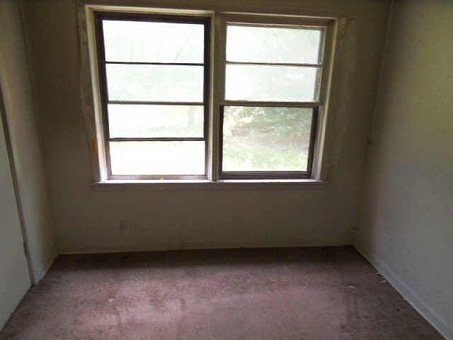 2nd image of 6730 Hollis Ave