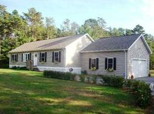 41 Narragansett Trl, Charlestown, RI 02813