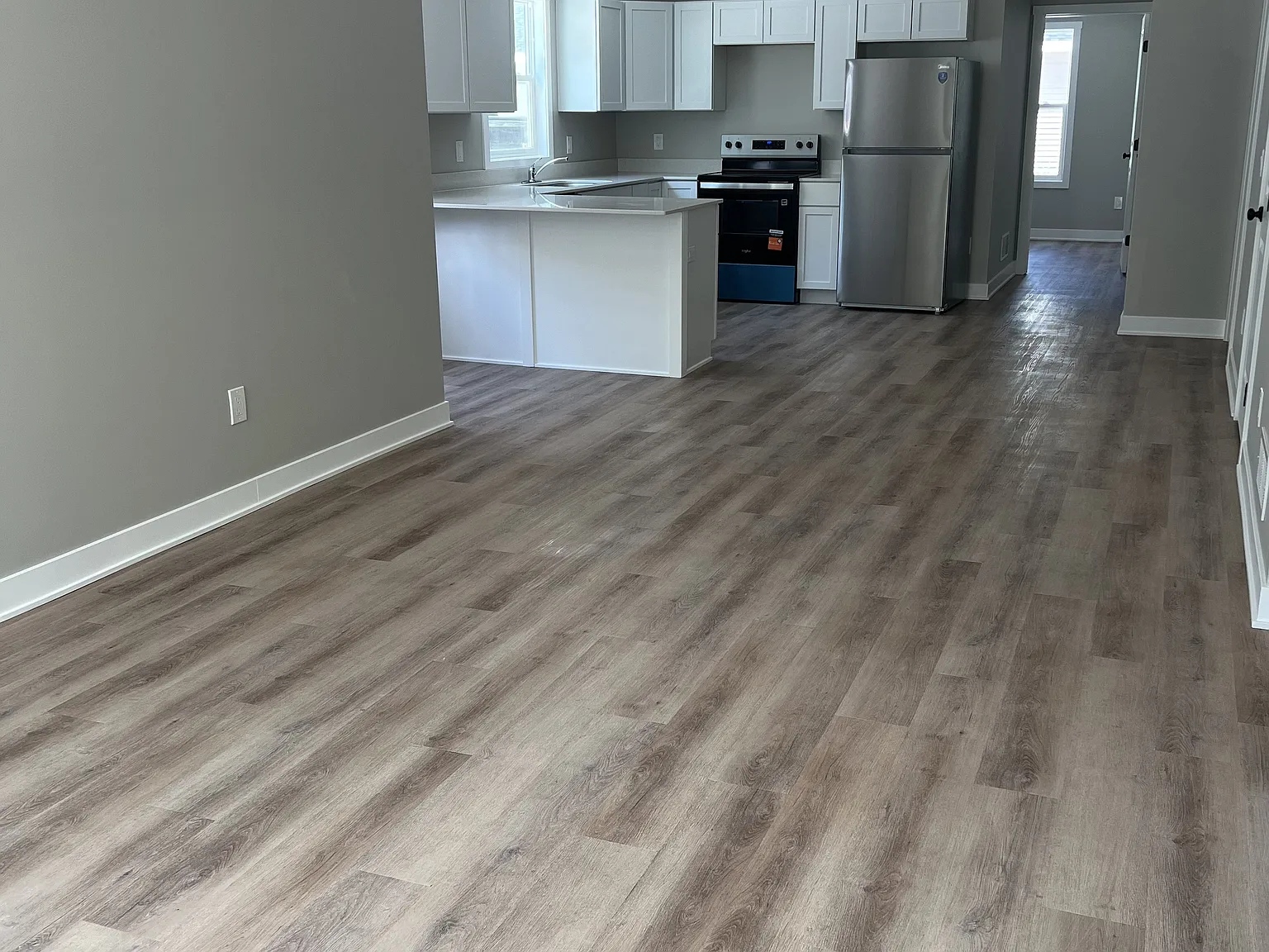 528 Oak Ave — Photo 3