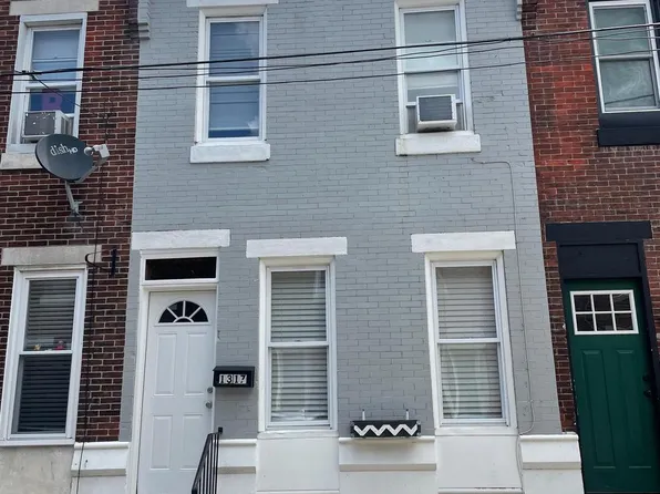 1317 S Myrtlewood St, Philadelphia, PA 19146