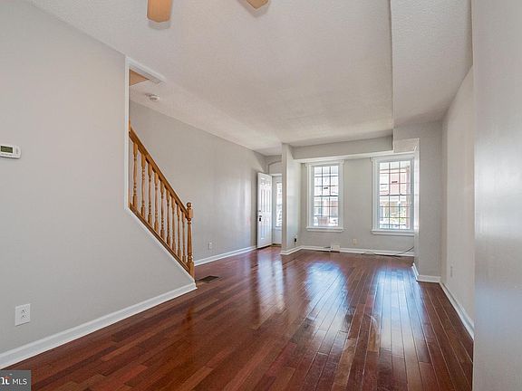 5th image of 844 N Dupont St