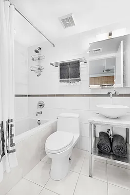 Sold by Bond New York | media 8