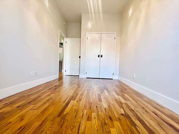 4th image of 1084 Bedford Ave #C