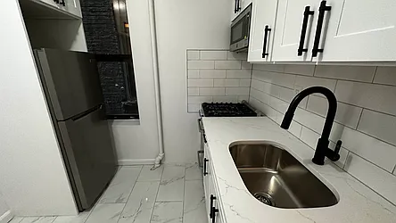 Rented by HOLTON REAL ESTATE INC.