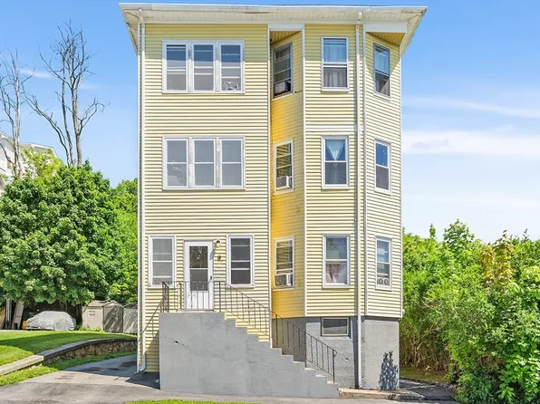 9 Caprera Rd, Worcester, MA 01604