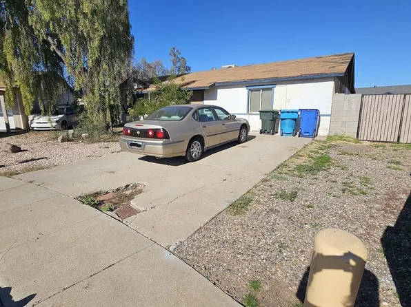 8226 W MEADOWBROOK Avenue, Phoenix, AZ 85033