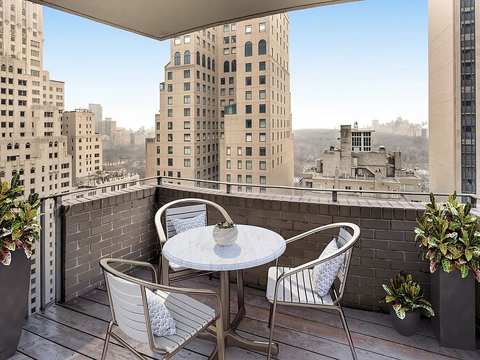 1st image of 58 W 58th St APT 25C
