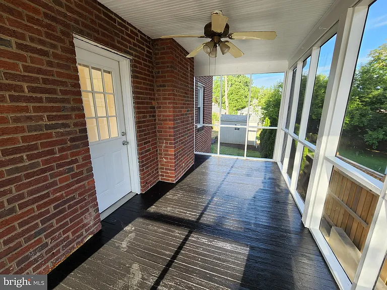 1227 N Utah St #3 — Photo 30