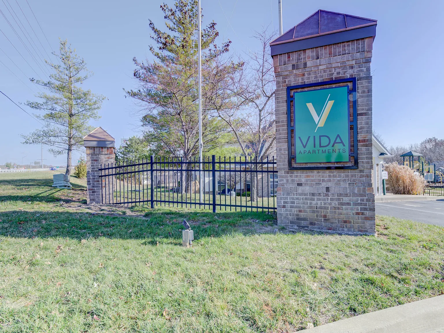 Vida Apartments — Photo 3