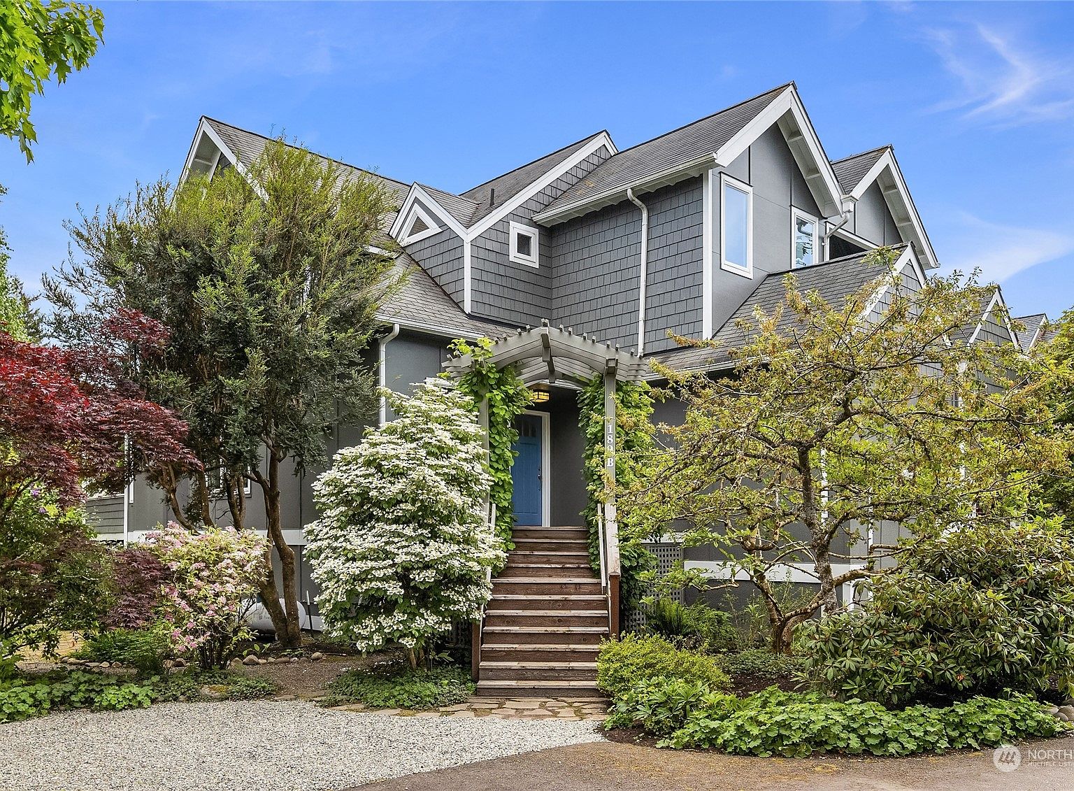 189 Wallace Way NE UNIT B, Bainbridge Island, WA 98110 | Zillow