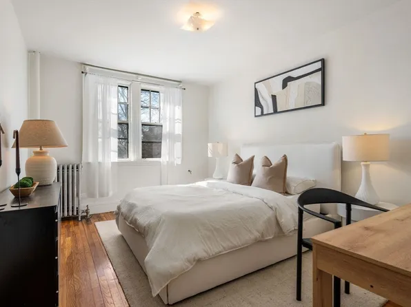 249 Chestnut Hill Ave APT 23, Brighton, MA 02135
