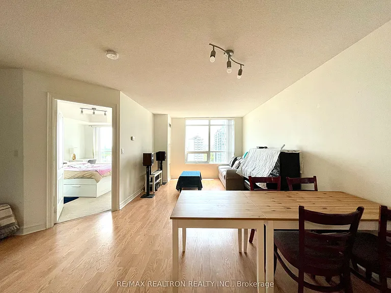 212 Eglinton Ave E #1802 — Photo 10