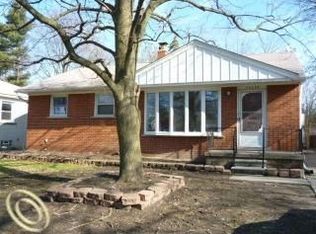 24250 Ridgedale Ave, Oak Park, MI 48237