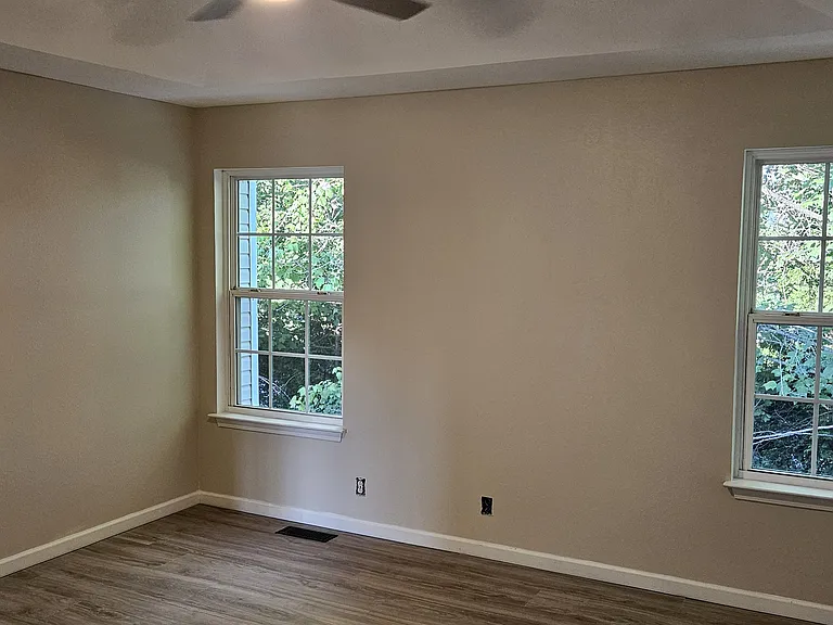 3059 London View Dr — Photo 3