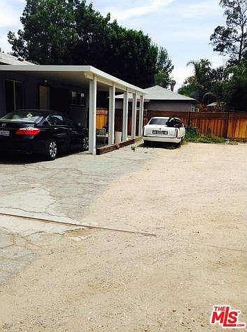 1st image of 15540 Victory Blvd