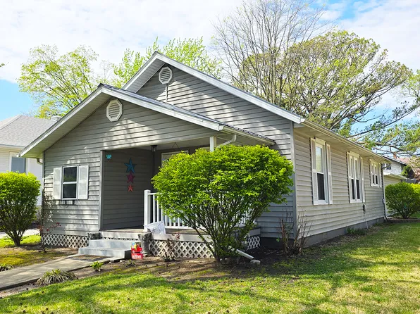 322 Linden Ave, Centralia, IL 62801